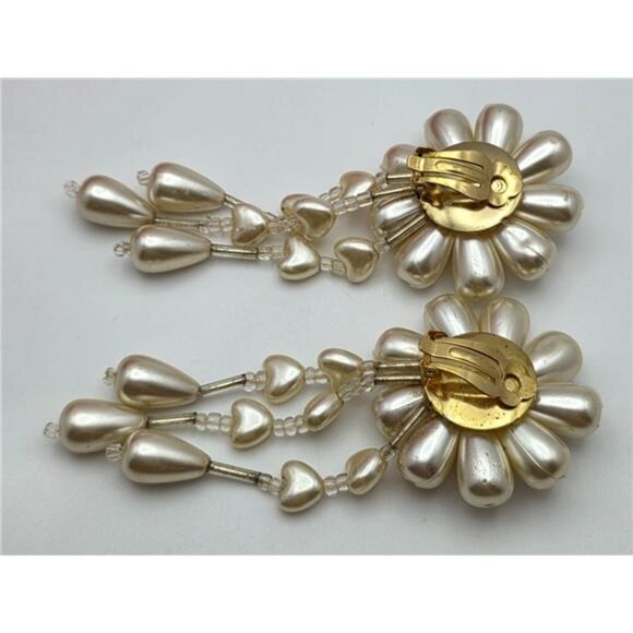 Vintage Lucite Faux Pearl Flower Dangle Earrings Teardrop Heart Drops 3.5 In - Picture 4 of 8